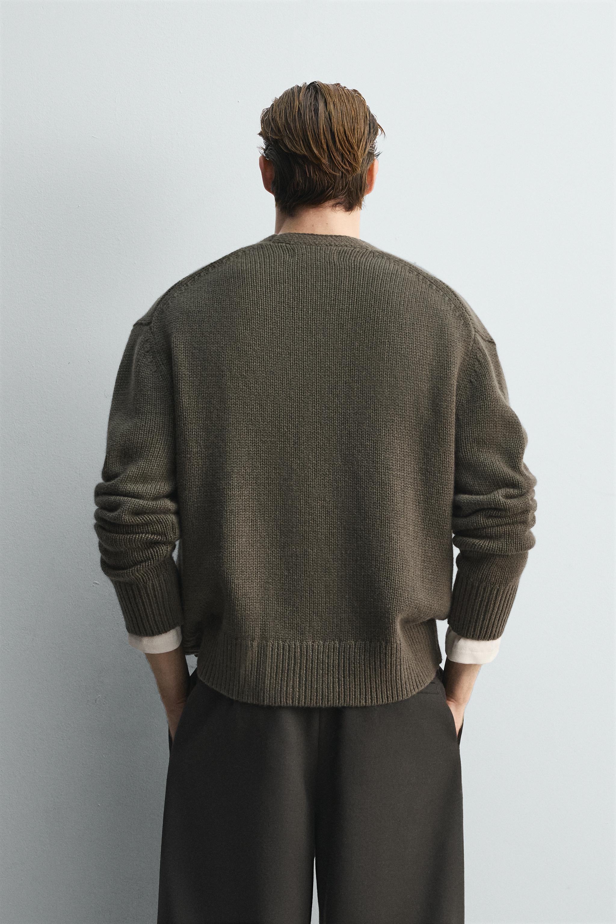 WOOL - CASHMERE CARDIGAN LIMITED EDITION